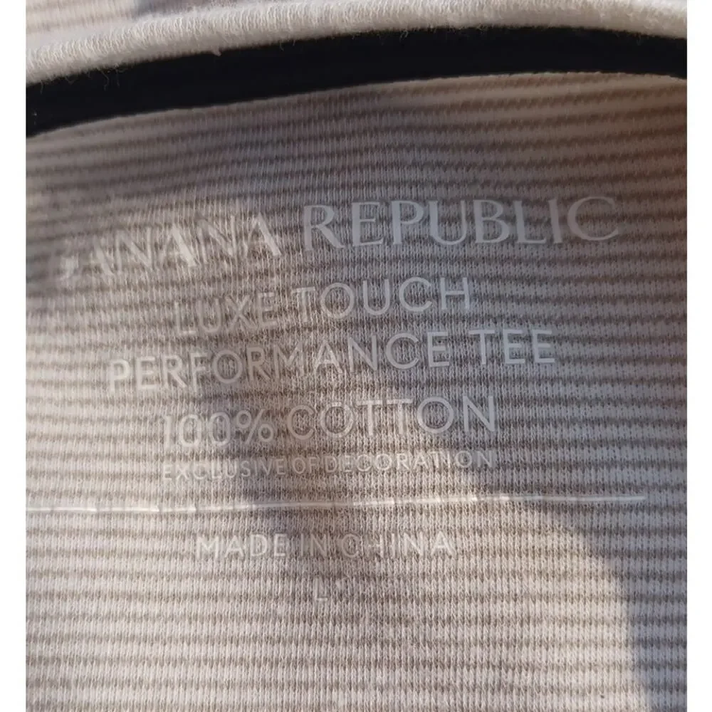 Banana Republic Luxe Touch Performance Tee Men’s L Ivory Taupe Stripe Cotton